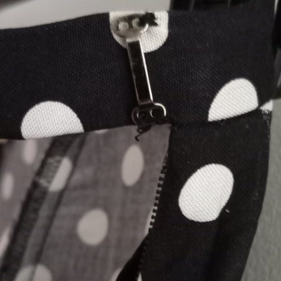 'PATRICK CHRISTOPHER' Skirt size 8P 100% Silk Spotted Retro - Picture 5 of 7